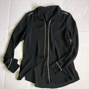 Who What Wear Black Shirt with White Accents